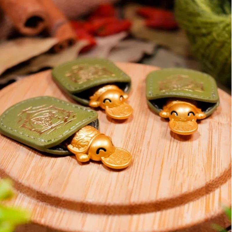 Mini Golden Money Biting Turtl - Longevity Health & Wellness Hotel Adults Only ulasan dan harga