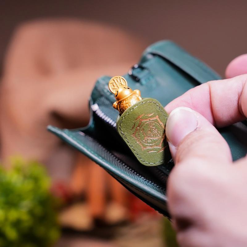 Mini Golden Money Biting Turtl - Longevity Health & Wellness Hotel Adults Only ulasan dan harga